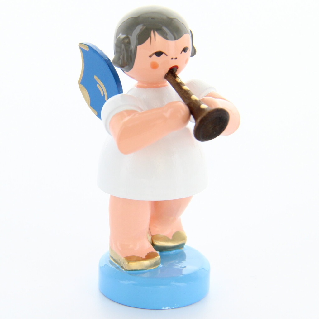 Engel stehend mit Flöte, blaue Flügel