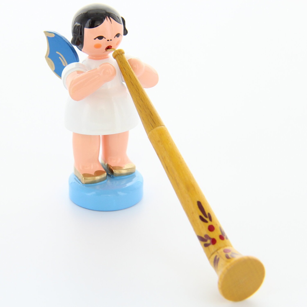 Engel stehend mit Alphorn, blaue Flügel