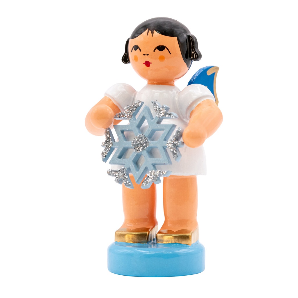 Engel stehend mit Schneekristall, blaue Flügel