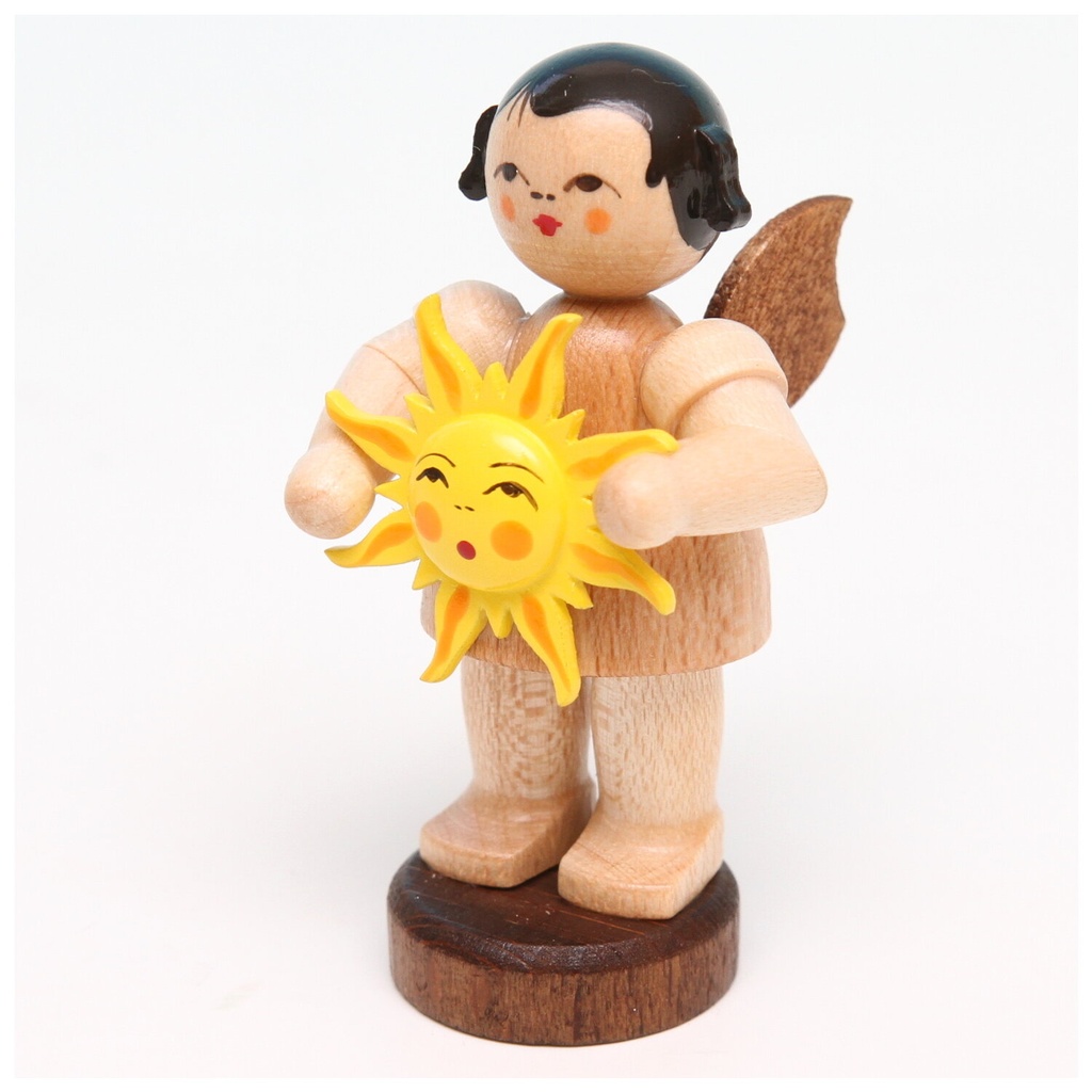 Engel stehend mit Sonne, natur