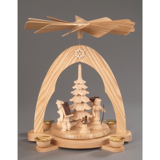 [AP 085/424] Pyramide, natur - geschnitzte Waldleute